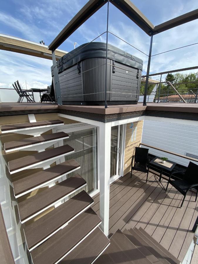 הוילה Floating House Mm, Marina בפורטורוז מראה חיצוני תמונה