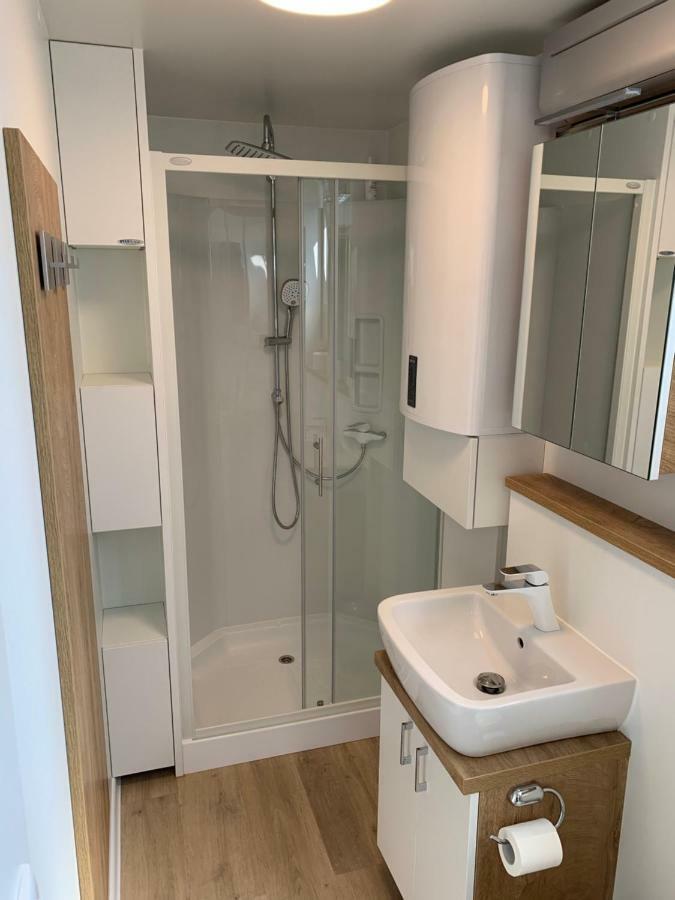 הוילה Floating House Mm, Marina בפורטורוז מראה חיצוני תמונה